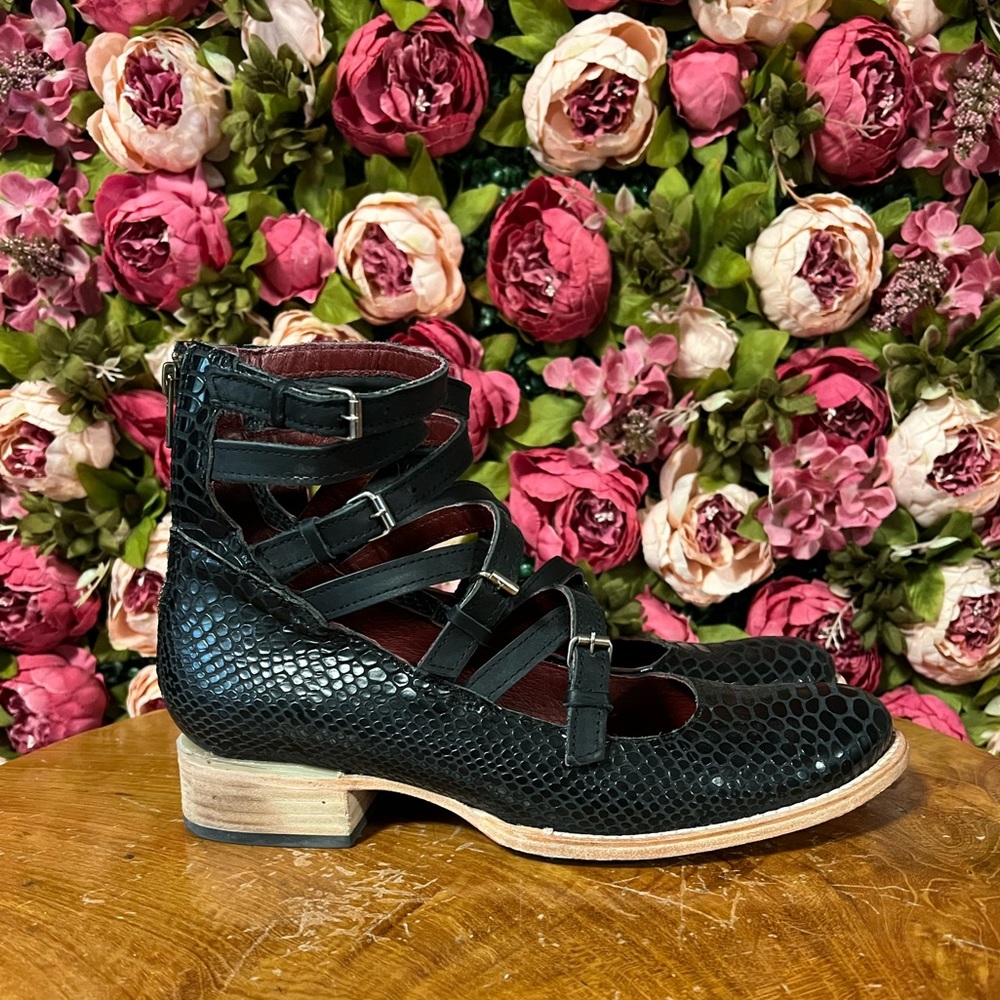 Freebird by Steven Marcel Size 11